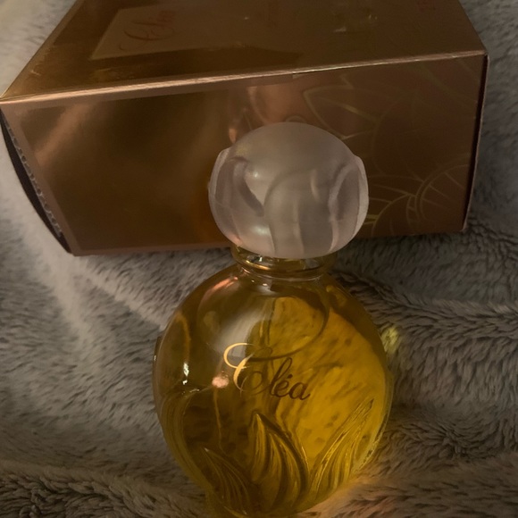 VINTAGE- It’s new in the box-but the box looks bad- Yves Rocher - Picture 8 of 15